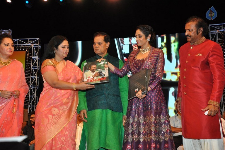 MB 40 Celebrations 4 - 33 / 42 photos