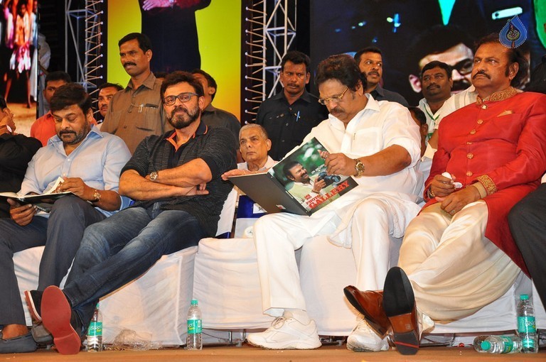 MB 40 Celebrations 5 - 28 / 82 photos