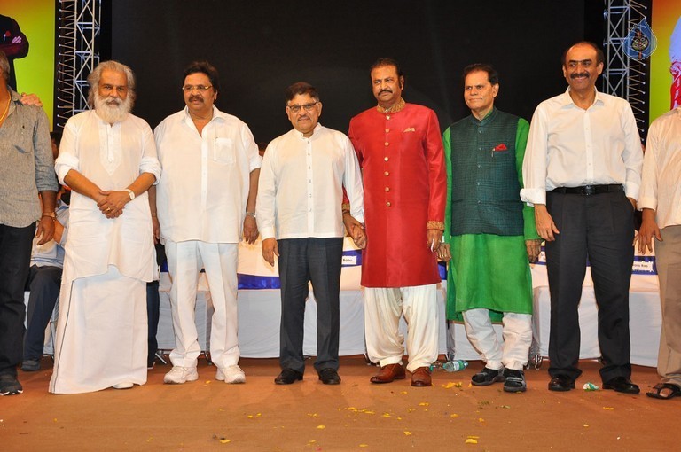 MB 40 Celebrations 5 - 35 / 82 photos