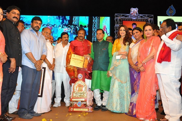 MB 40 Celebrations 5 - 67 / 82 photos