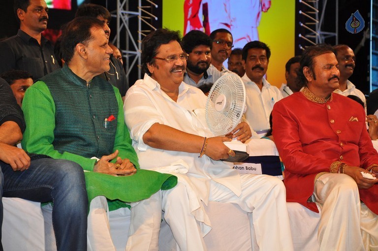 MB 40 Celebrations 6 - 33 / 42 photos