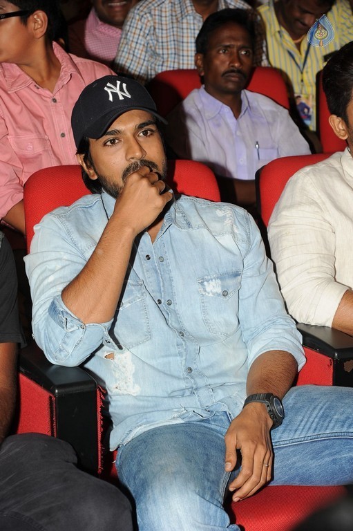 Mega 60 Celebrations 3 - 26 / 133 photos
