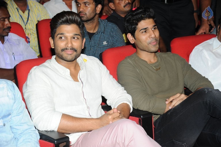 Mega 60 Celebrations 3 - 34 / 133 photos