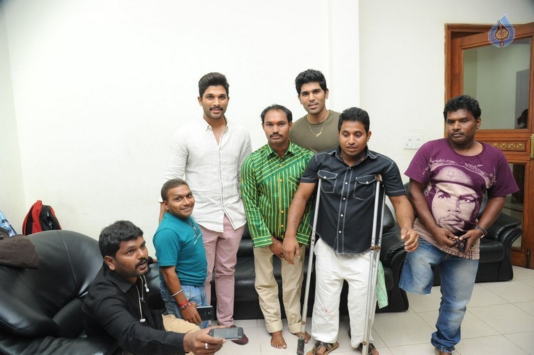 Mega 60 Celebrations 3 - 36 / 133 photos