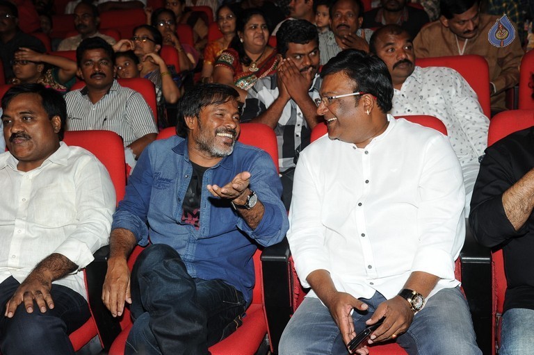 Mega 60 Celebrations 3 - 50 / 133 photos
