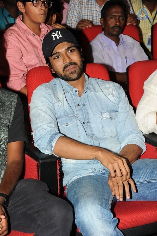 Mega 60 Celebrations 3 - 87 / 133 photos