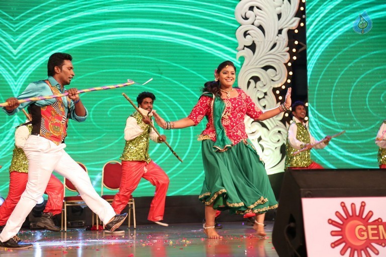 Mega 60 Celebrations 3 - 97 / 133 photos