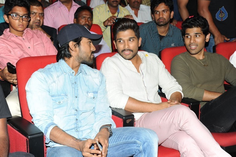 Mega 60 Celebrations 3 - 109 / 133 photos