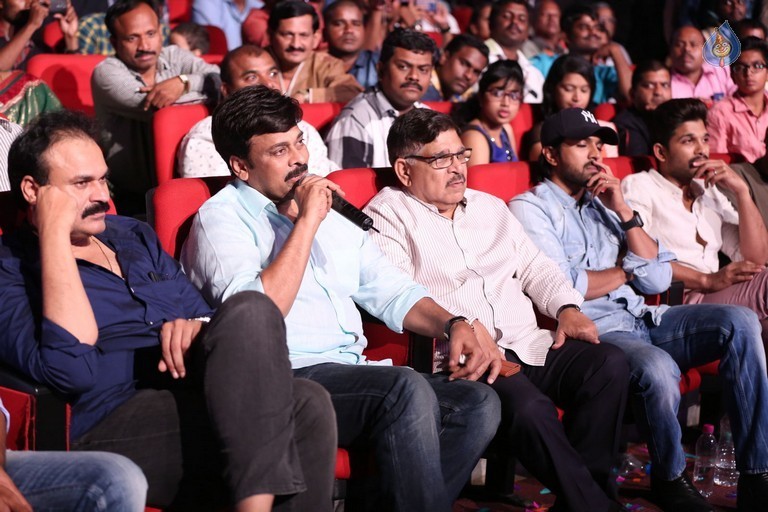 Mega 60 Celebrations 5 - 37 / 93 photos