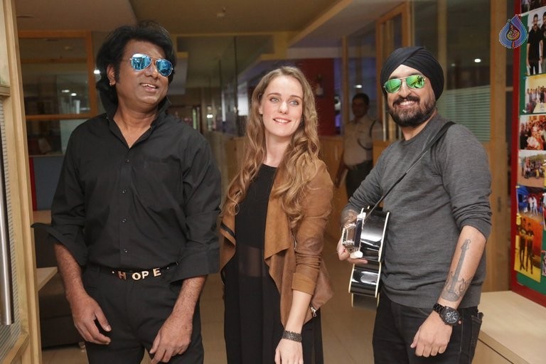 Meherbaan Song Launch at Radio Mirchi - 6 / 42 photos