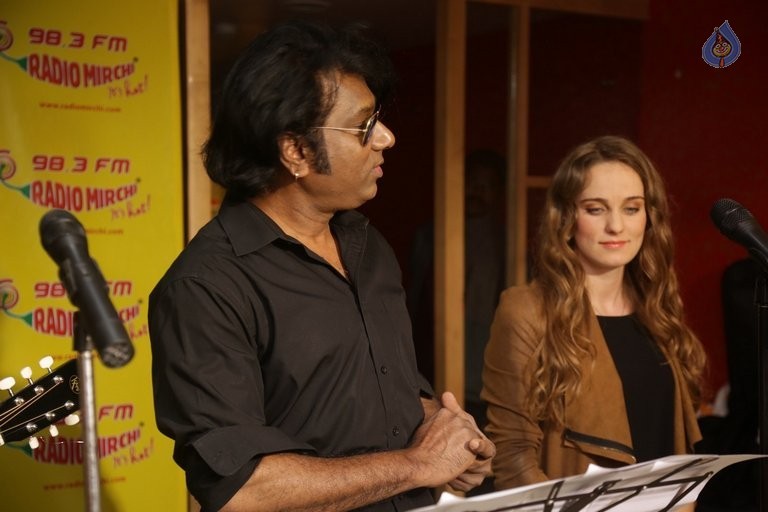 Meherbaan Song Launch at Radio Mirchi - 7 / 42 photos