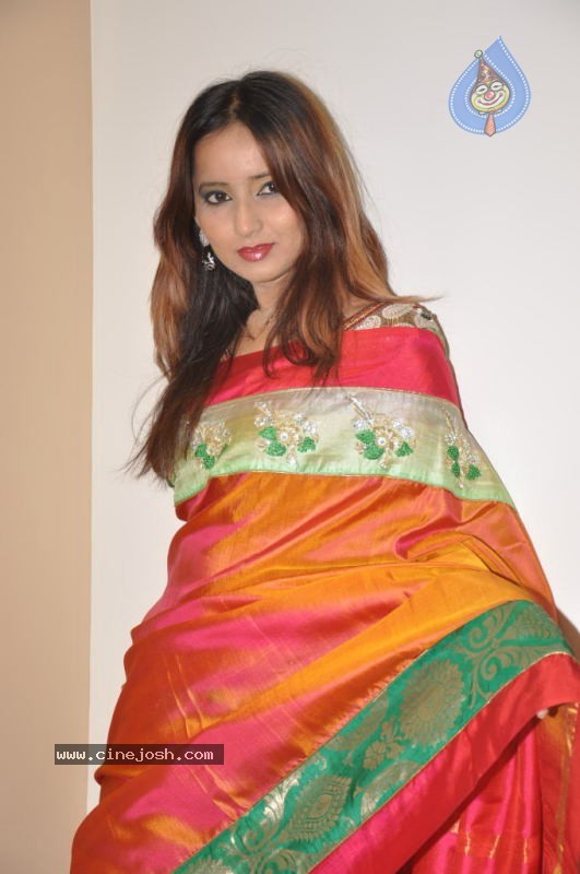 Models at TRISHA A Trendy Wish - 57 / 97 photos