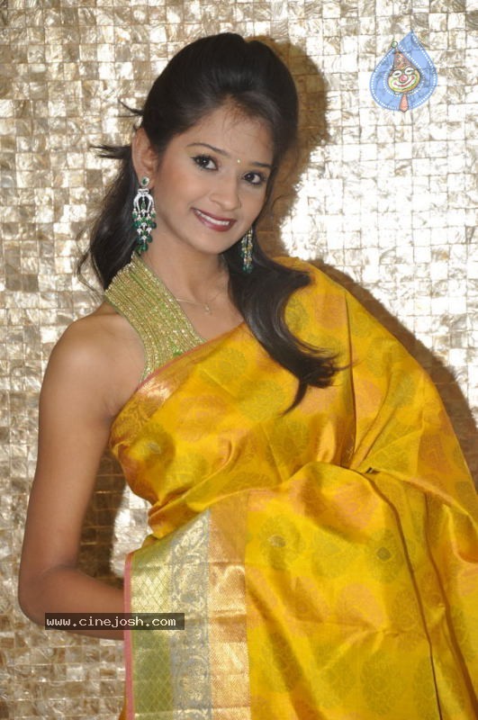 Models at TRISHA A Trendy Wish - 67 / 97 photos