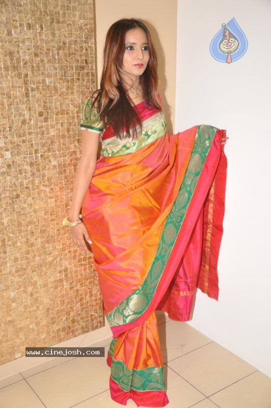 Models at TRISHA A Trendy Wish - 92 / 97 photos