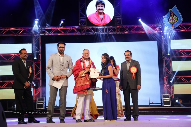 Mohan Babu Birthday Celebrations - 31 / 35 photos