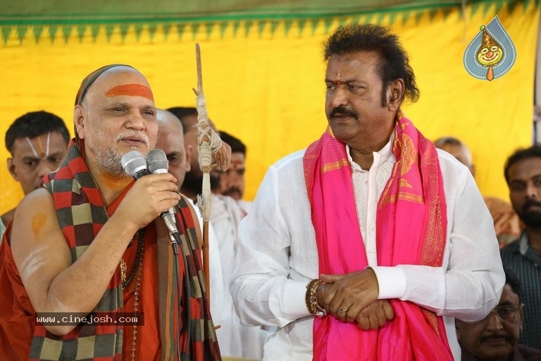 Mohan Babu as Chairman Of Film Nagar Daiva Sannidhanam - 22 / 36 photos
