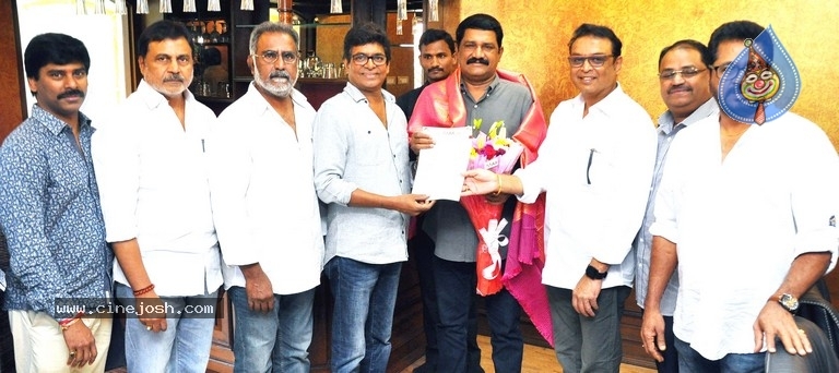 Movie Artist Association Donation To Titli Cyclone Victims - 5 / 5 photos