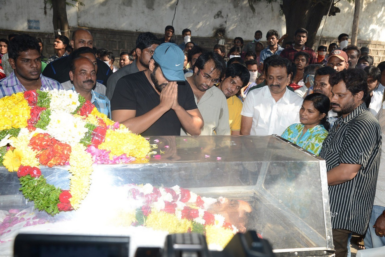 MS Narayana Condolences Photos 02 - 40 / 145 photos