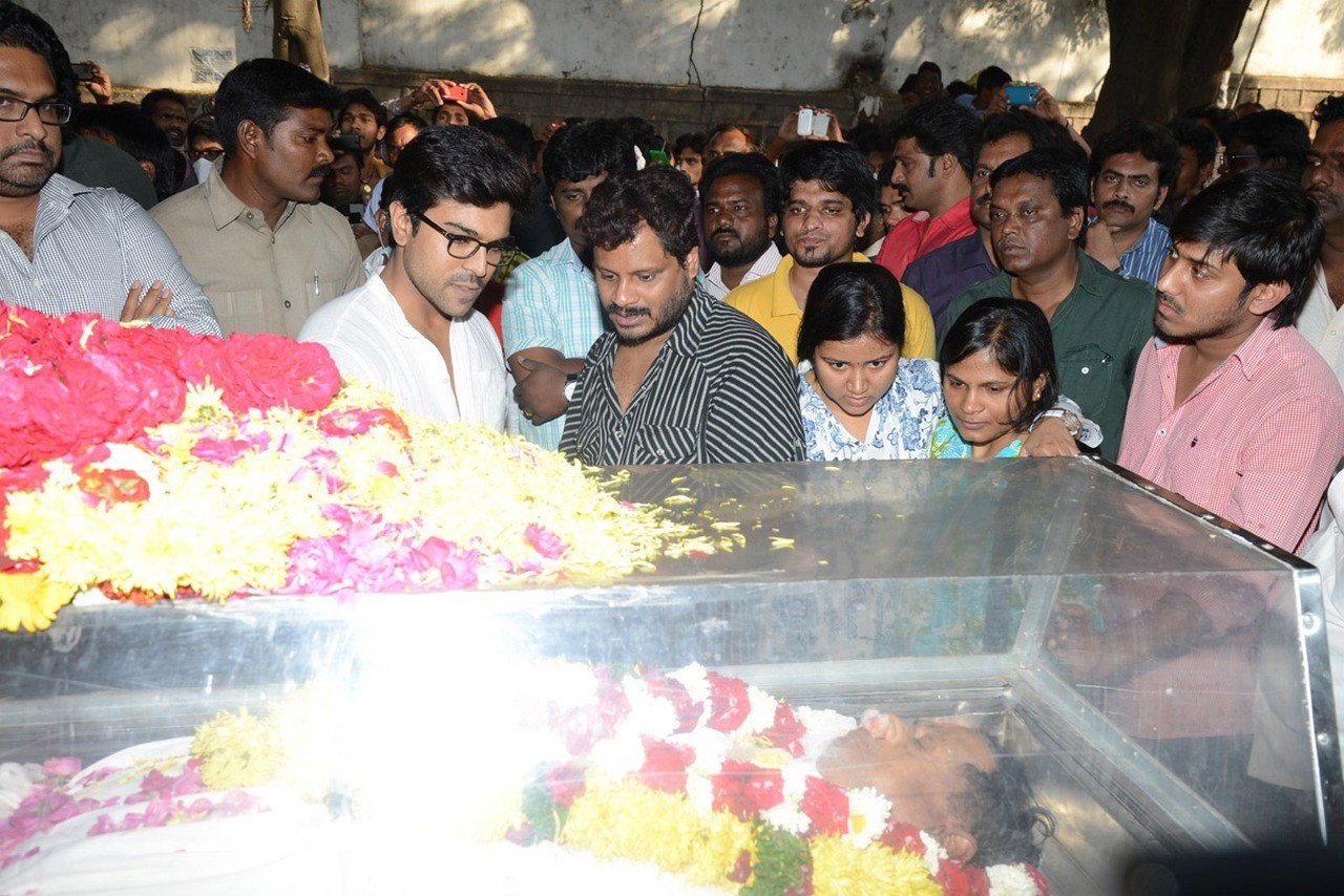 MS Narayana Condolences Photos 02 - 94 / 145 photos