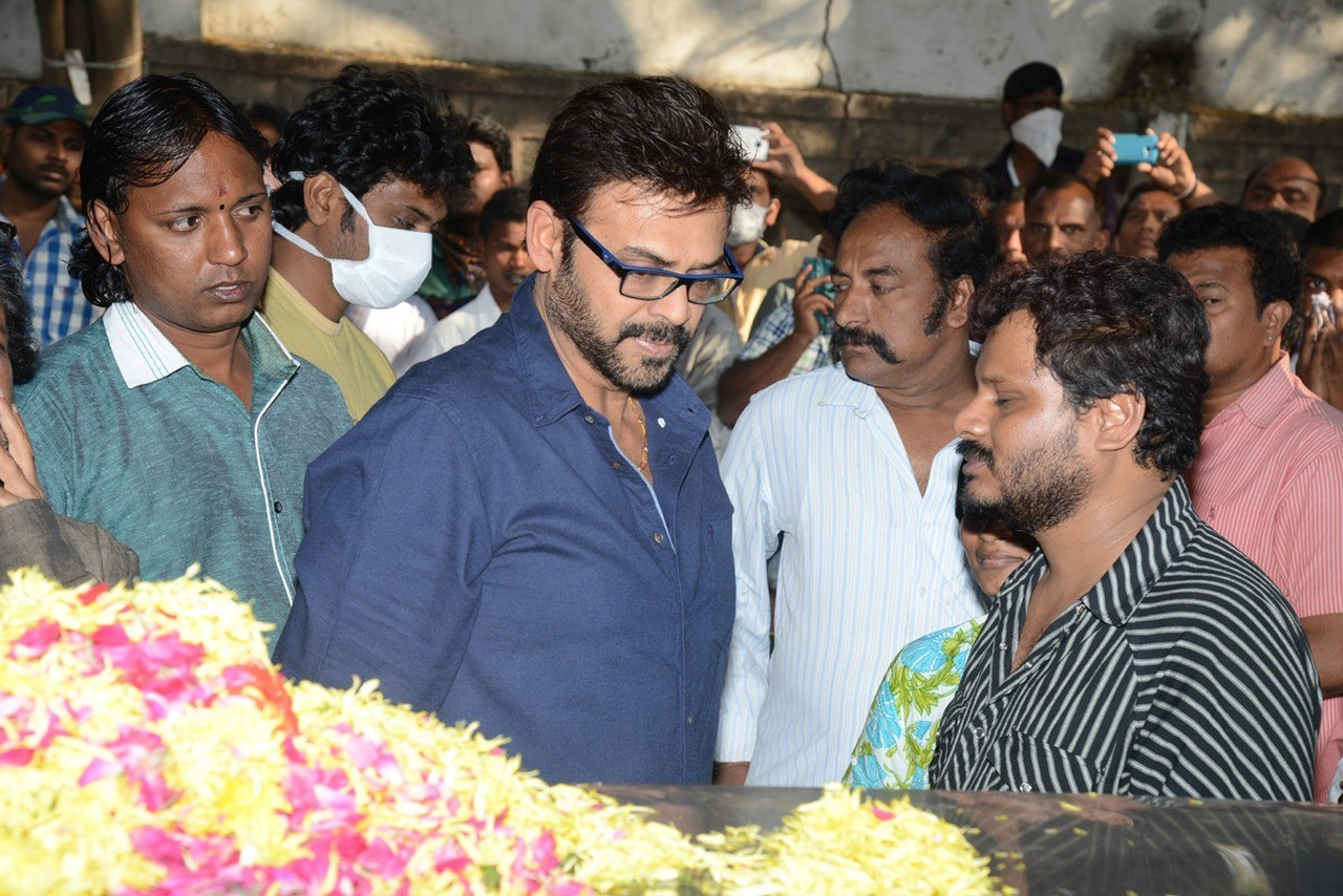 MS Narayana Condolences Photos 02 - 114 / 145 photos