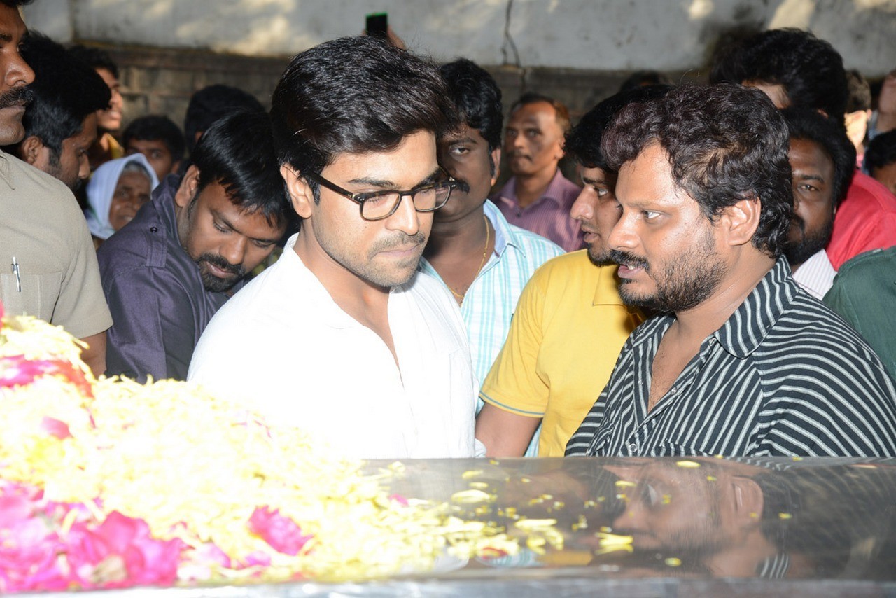 MS Narayana Condolences Photos 02 - 127 / 145 photos