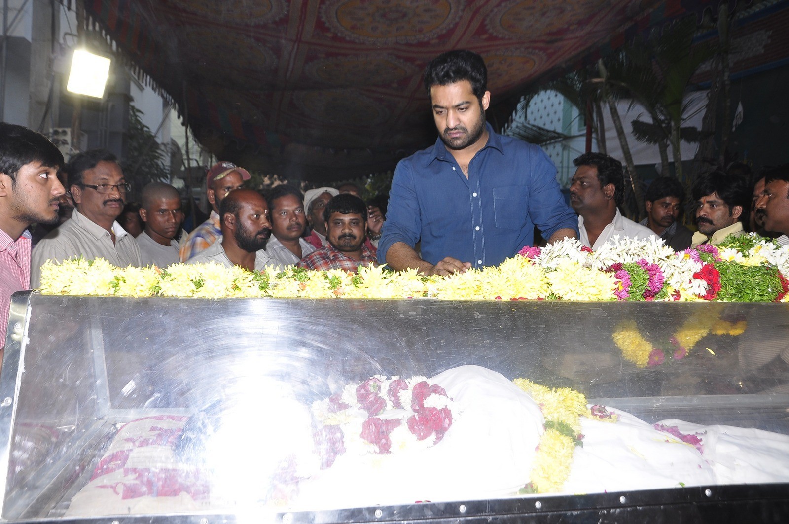 MS Narayana Condolences Photos 03 - 37 / 88 photos