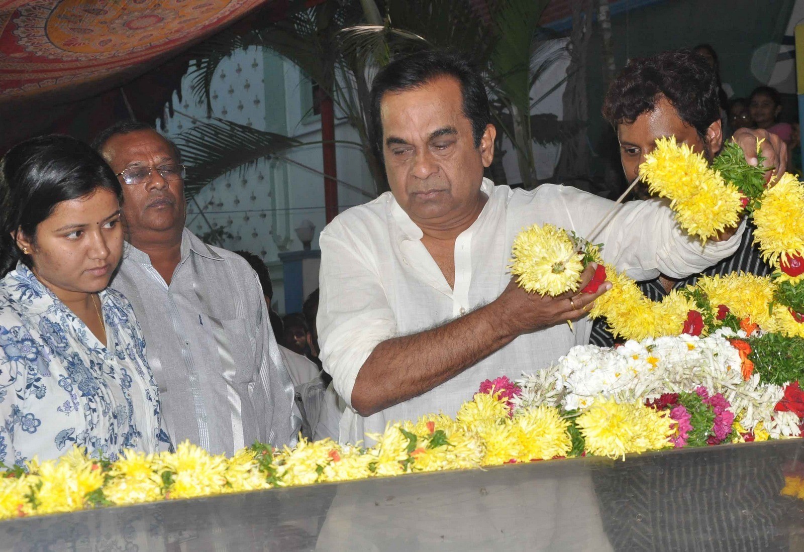 MS Narayana Condolences Photos 03 - 65 / 88 photos