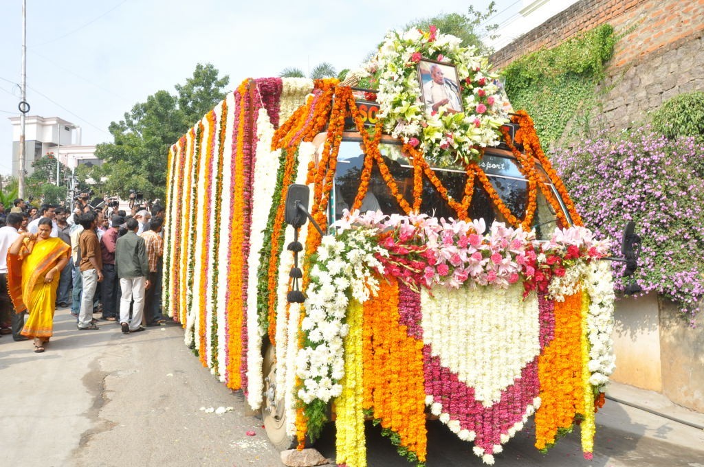 MS Reddy Funeral Photos - 18 / 107 photos