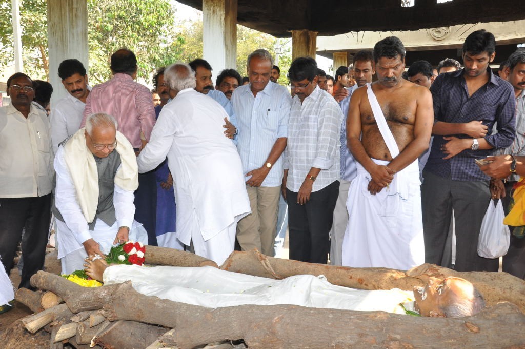 MS Reddy Funeral Photos - 79 / 107 photos