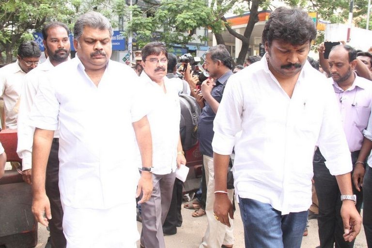 MS Viswanathan Condolences Photos - 28 / 59 photos