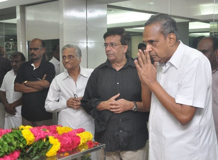 MS Viswanathan Condolences Photos - 41 / 59 photos