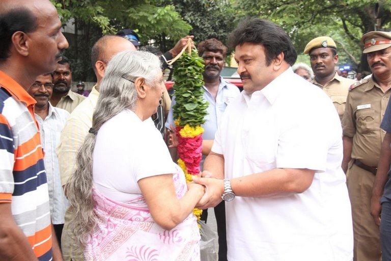 MS Viswanathan Condolences Photos - 57 / 59 photos