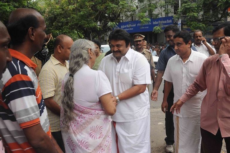 MS Viswanathan Condolences Photos 2 - 50 / 58 photos