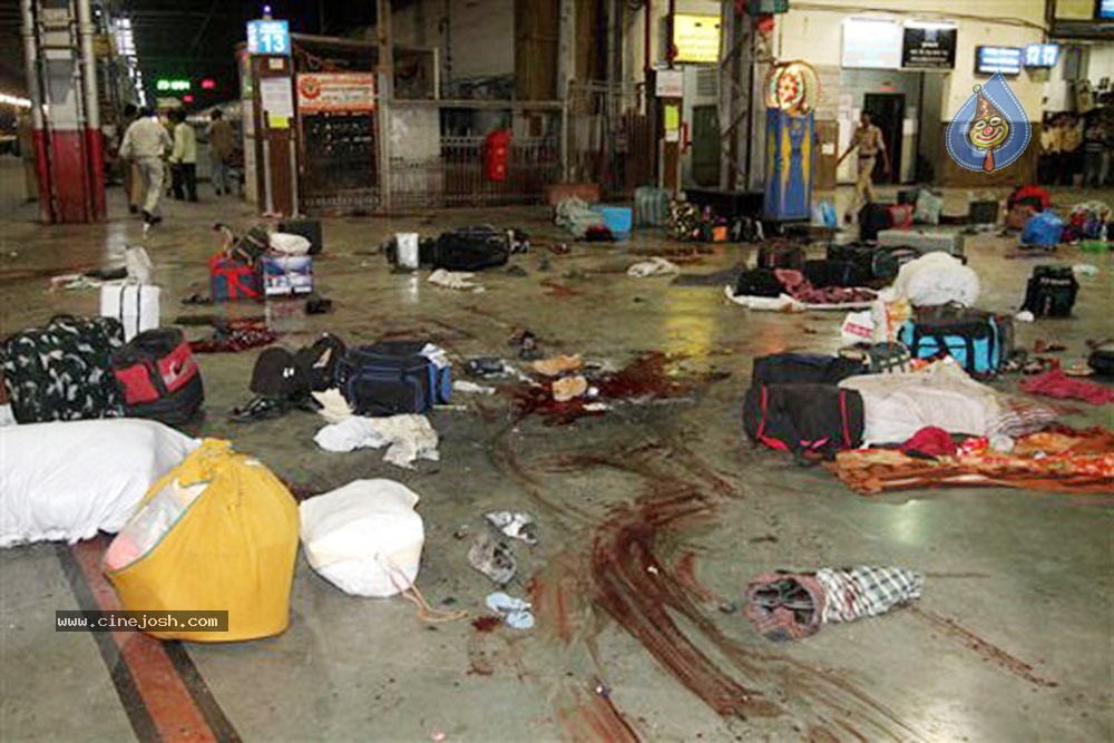   Mumbai Terror Attacks  - 13 / 33 photos