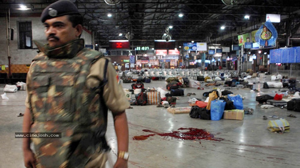   Mumbai Terror Attacks  - 15 / 33 photos
