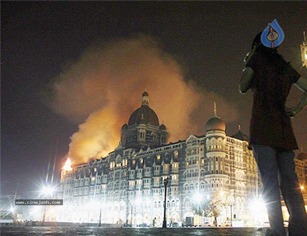   Mumbai Terror Attacks  - 16 / 33 photos