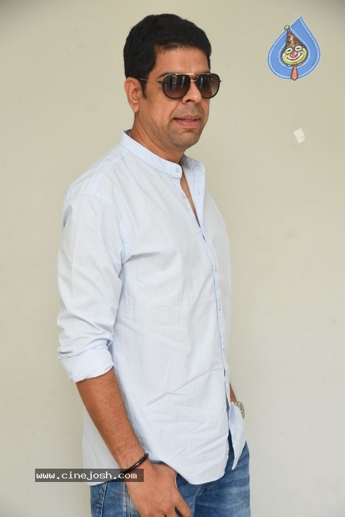 Murali Sharma Interview Photos - 14 / 15 photos