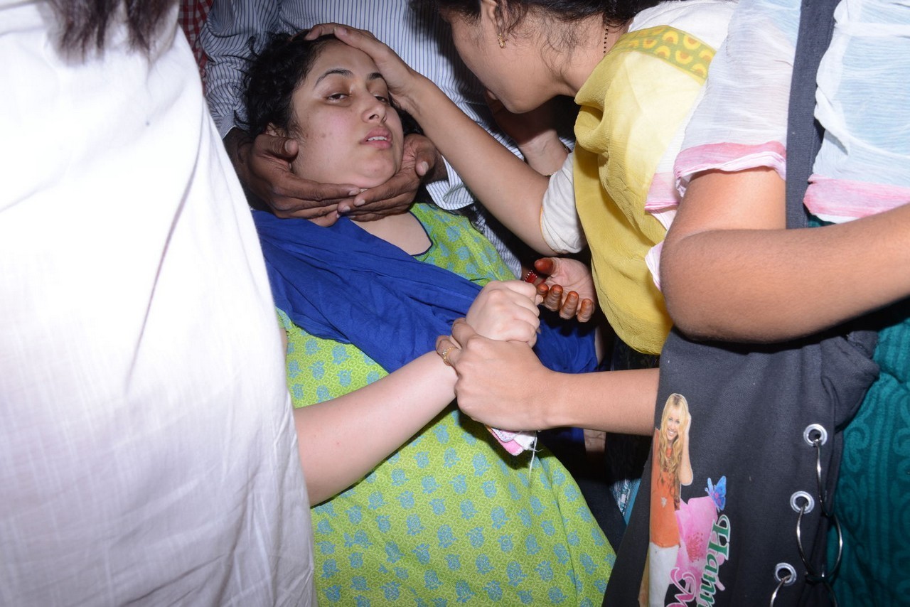Music Director Chakri Condolences Photos 01 - 67 / 101 photos