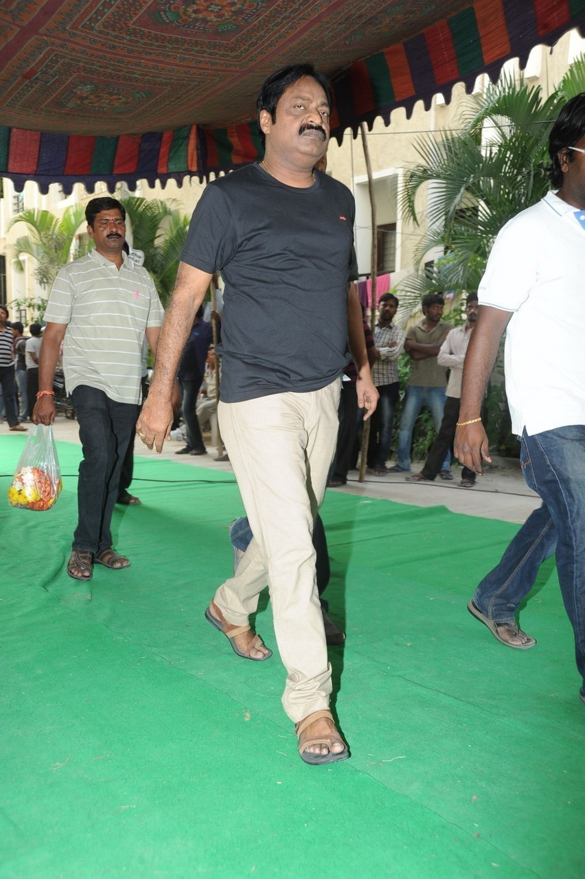 Music Director Chakri Condolences Photos 02 - 37 / 152 photos