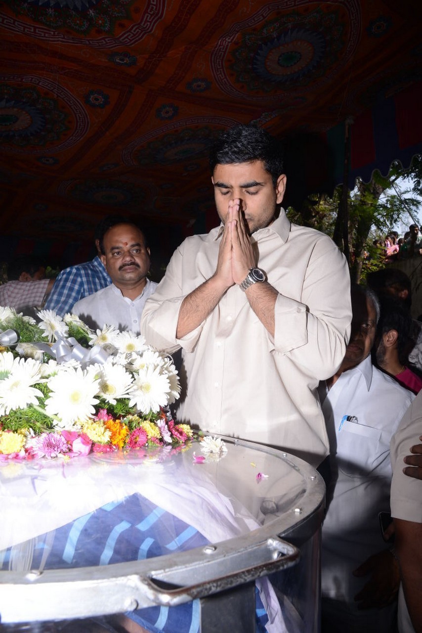 Music Director Chakri Condolences Photos 02 - 139 / 152 photos