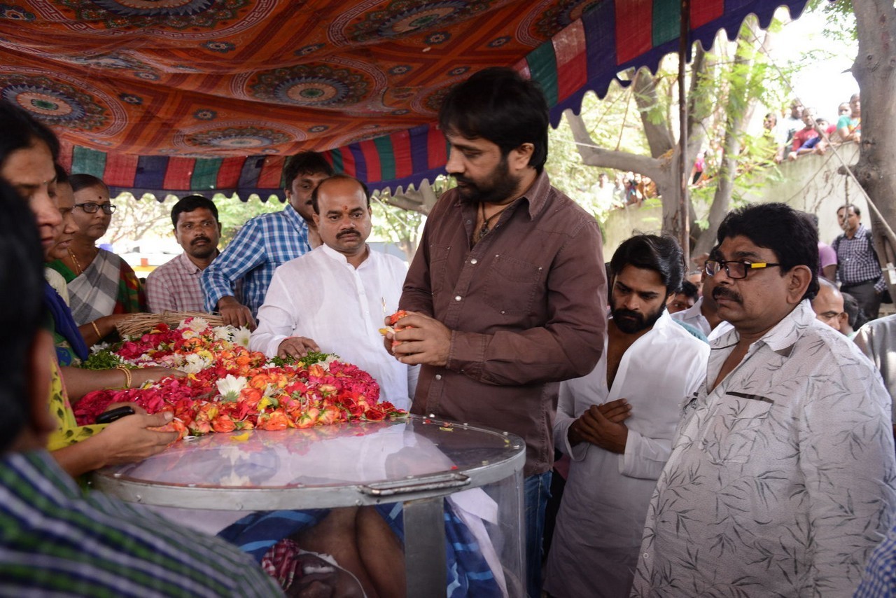 Music Director Chakri Condolences Photos 03 - 2 / 118 photos