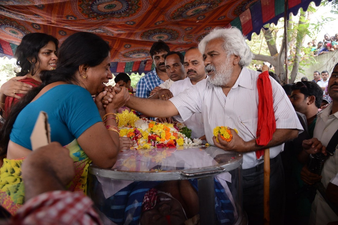 Music Director Chakri Condolences Photos 03 - 19 / 118 photos