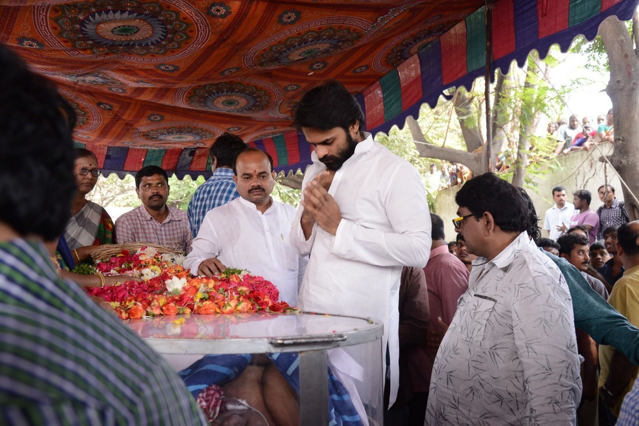 Music Director Chakri Condolences Photos 03 - 91 / 118 photos