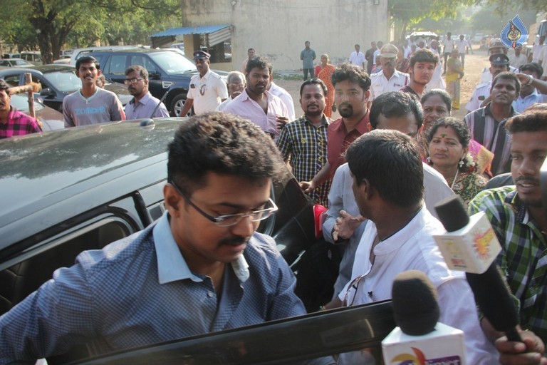 Nadigar Sangam Election 2015 Photos - 27 / 63 photos