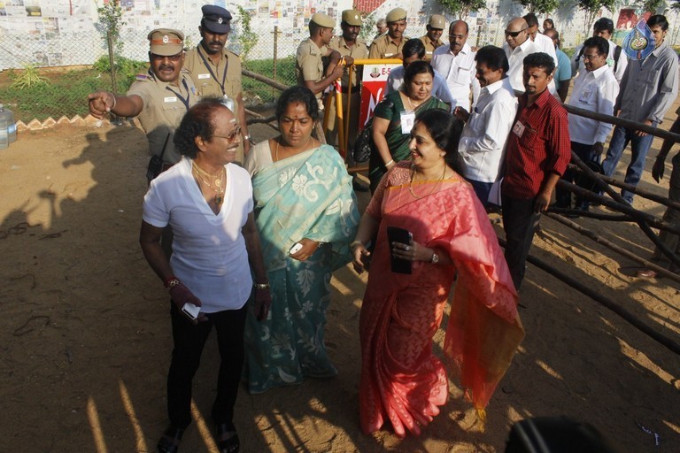 Nadigar Sangam Election 2015 Photos - 38 / 63 photos