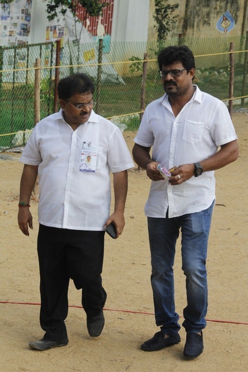 Nadigar Sangam Election 2015 Photos - 50 / 63 photos