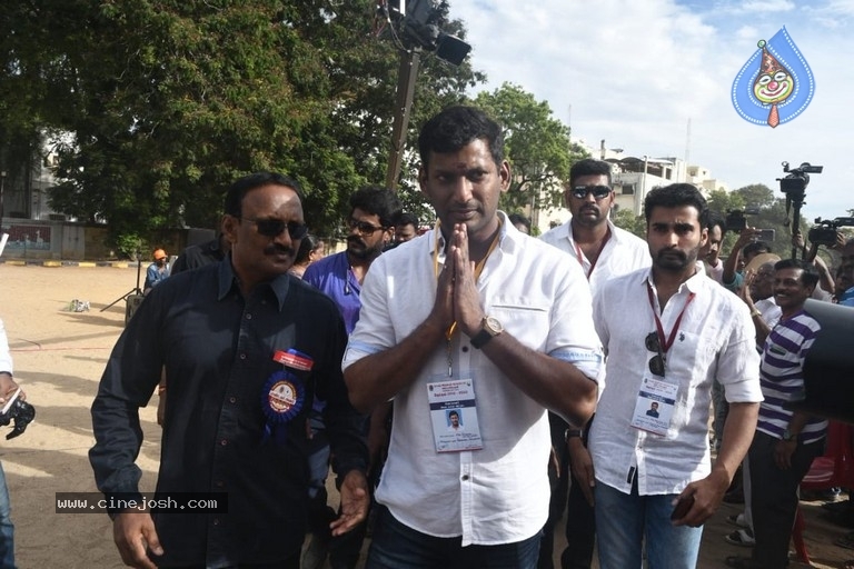 Nadigar Sangam Election 2019 - 31 / 32 photos