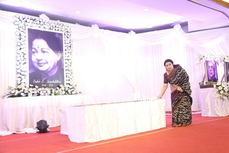 Nadigar Sangam Mourning Meeting Photos - 21 / 45 photos