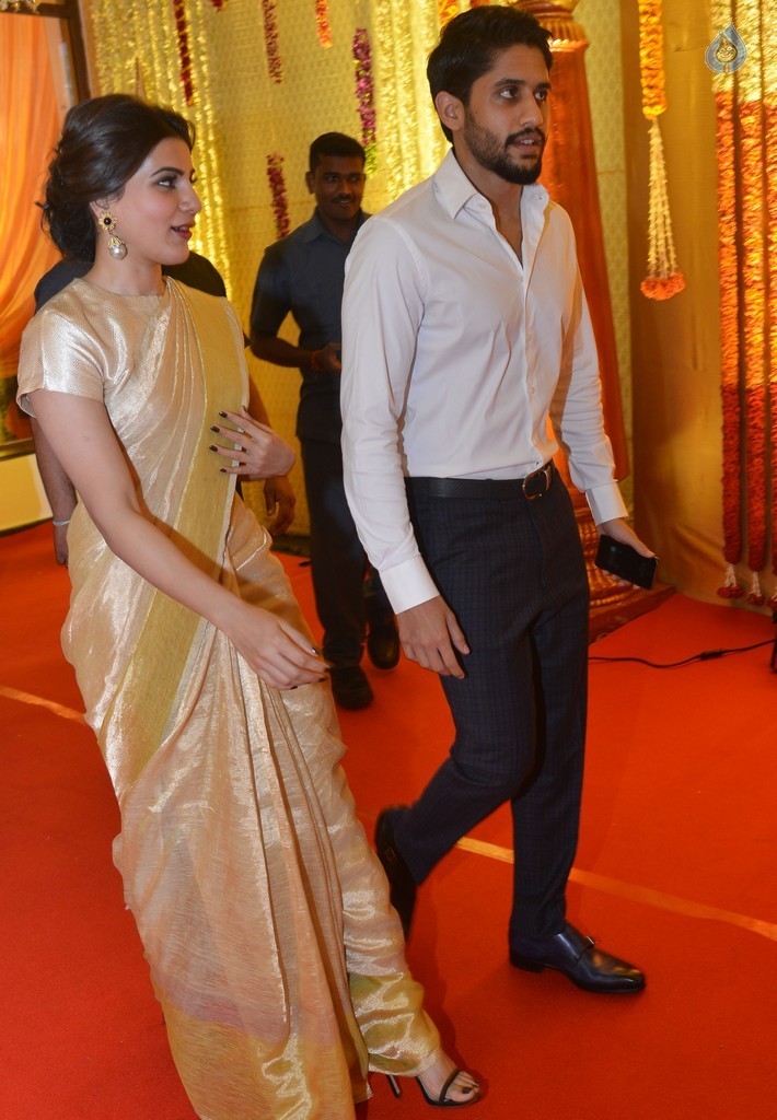 Naga Chaitanya and Samantha at Swathi Wedding - 18 / 21 photos