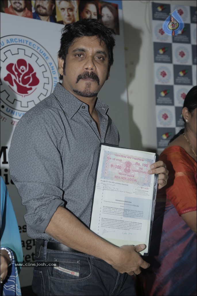 Nagarjuna at Aisfm n Jnafau Event - 23 / 42 photos